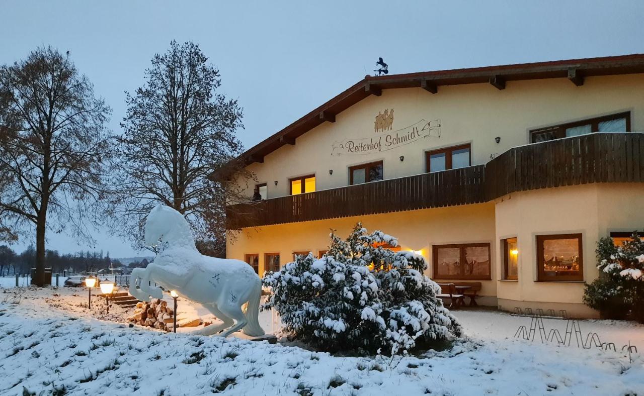 Reiterhof Schmidt, Gaststaette & Pension Golk Eksteriør bilde